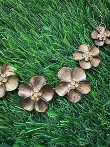 Vintage Floral Statement Necklace