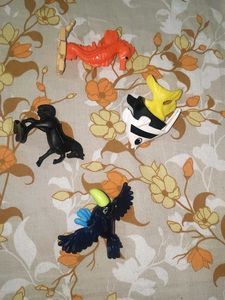 Toy Animal Figurines - Set of 4 Kinderjoy