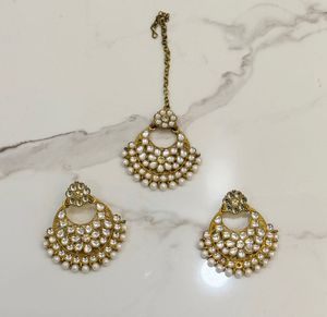 Ethnic Jewellery Set with Maang Tikka
