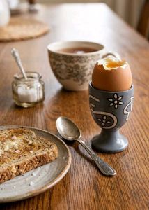 New Wooden Vintage Style Hand-painted Egg Cup