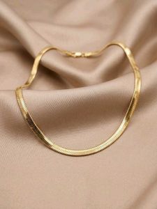 Elegant Gold Herringbone Chain Necklace