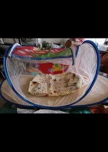 NEW Unused Baby Sleeping Bed with Net