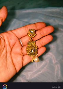 Gold Tone Dangle Earrings with Pearls