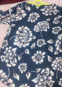 Tunic top navy blue large to xtra larg