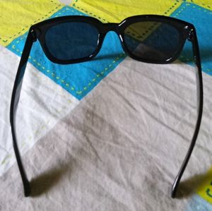 Sunglass Cooling Glass - Medium Size - NB001