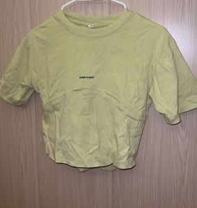 Duoer Studio Cropped T-Shirt