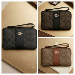 COACH WRISTLETS