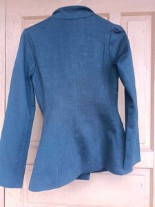 Chic Double-Breasted Blazer