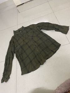 Green Plaid Button-Up Shirt
