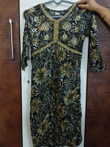 Embellished Floral Print Kurta