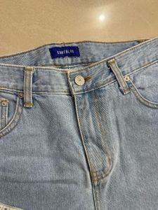 Light Wash High-Waisted Mom Jeans