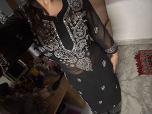 Black Embroidered Kurta