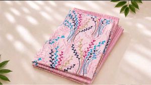 Beautiful Sky Blue Printed double bed bedsheet
