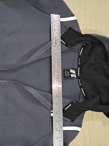 Russell * Almost New* Athletic Full Zip Hoodie USA
