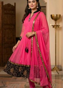 Elegant Pink Kurta Set with Black Border