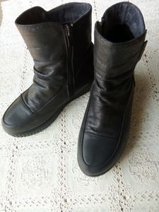 Black Boots