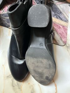 Chic Black Ankle Boots