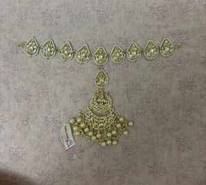 Beautiful Maang Tikka with Pearls