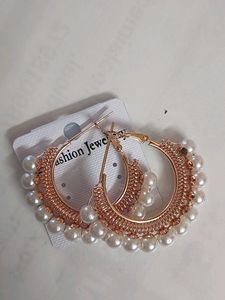 White Pearl Ring .. earing