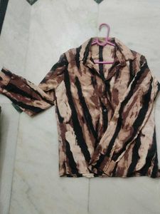 Stylish Abstract Print Button-Down Shirt