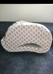 Feeding Pillow