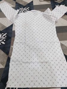 Men's White Kurta with Brown Print