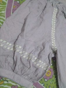 women's top