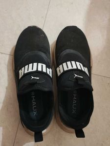 [IMPORTED] Puma Black Slip-On Sneakers