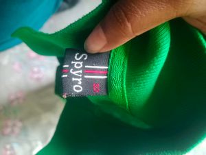 polo green tshirt