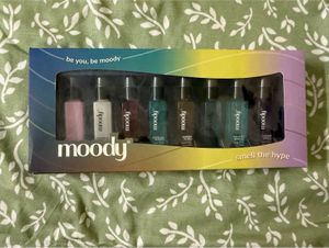 moody perfume set