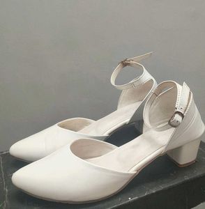 Chic White Block Heel Shoes