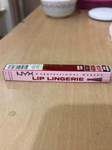 NYX Lip Lingerie Professional Makeup