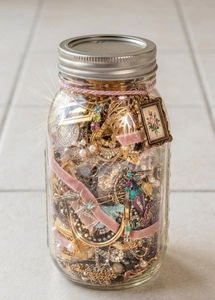 Mystery jewellery jar