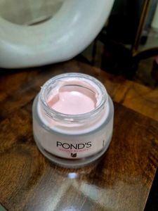 🚨 Price Drop 🚨 Pond's Bright Beauty Cream