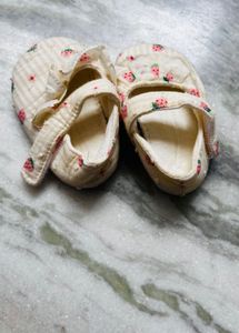 Cute Strawberry Baby Shoes