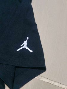 Jordan Men's Black T-Shirt new piece