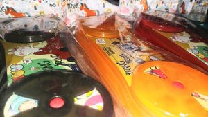 4 Packs of Playful Pencil box
