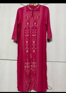 Vibrant Pink Kurta with Gold Print