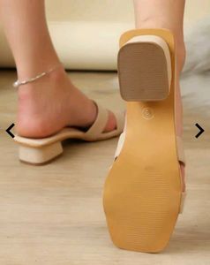 Elegant Beige Flat Sandals
