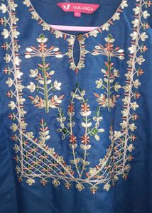 Varanga XXL Straight Women Kurta