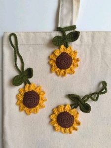 crochet sunflower bag charm 🌻