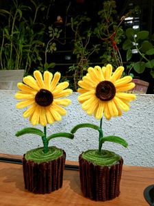 Handmade Sunflower Pipe Cleaner Decor