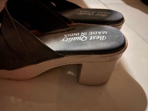Stylish Black Wedge Sandals
