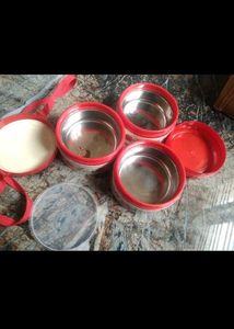 Vintage Floral Insulated Tiffin Carrier