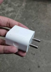 Apple 20W Adapter