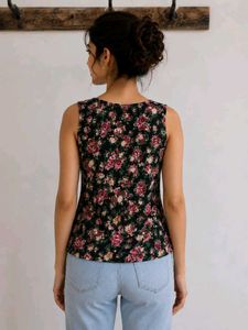 Floral V-Neck Sleeveless Top