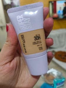 sealed Maybelline SuperStay Lumi-Matte