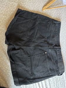 Black denim washed shorts
