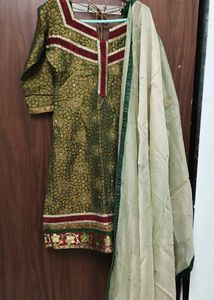 Beautiful Function Wear Kurthi Dupatta Set
