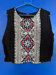 Beautiful Black Crop Top
